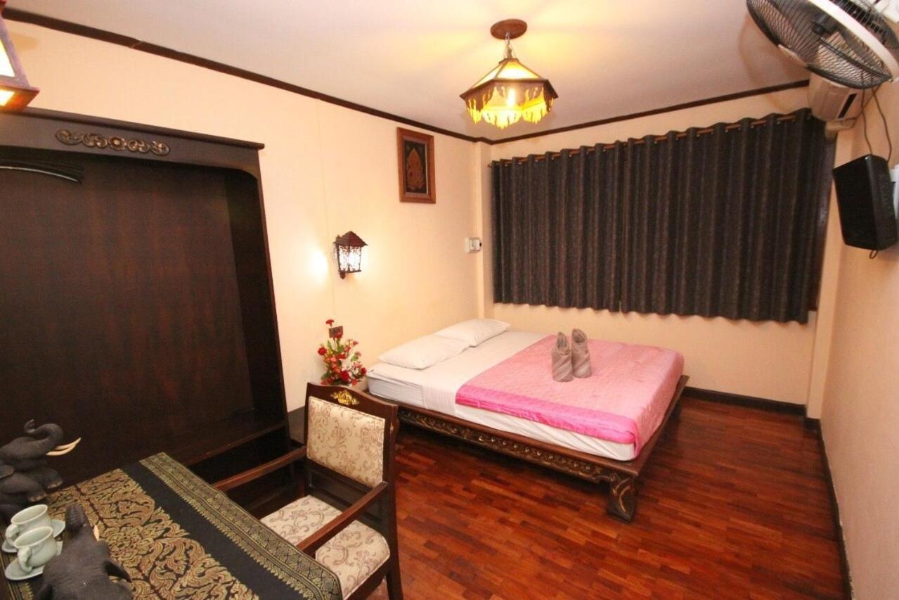 S.K. House 1 Hotell Chiang Mai Rom bilde